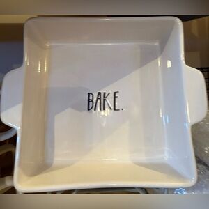 Rae Dunn Stem Print Bake Pan